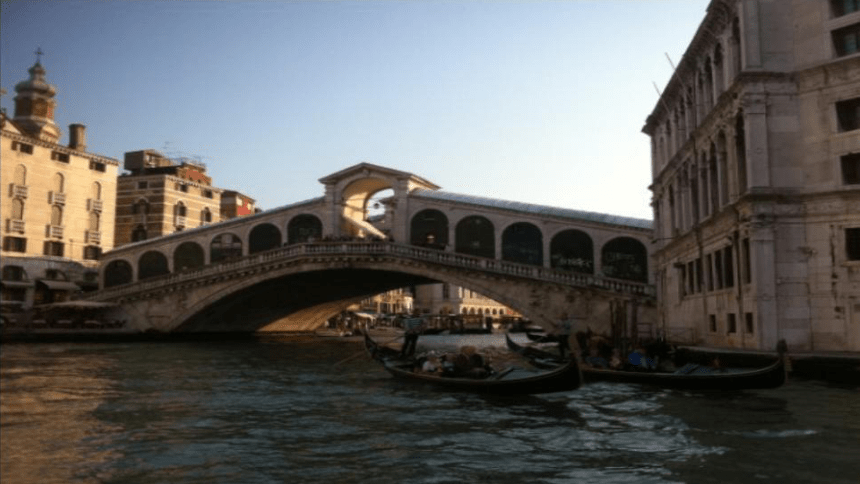 18威尼斯的小艇课件(共23张PPT)