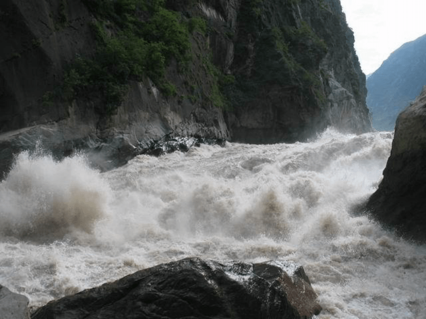 外研 版必修4Module5  A Trip Along the Three Gorges Listening and vocabulary (共31张PPT)