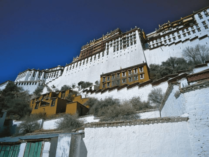 语文三年级上西师版9《西藏高原》课件2